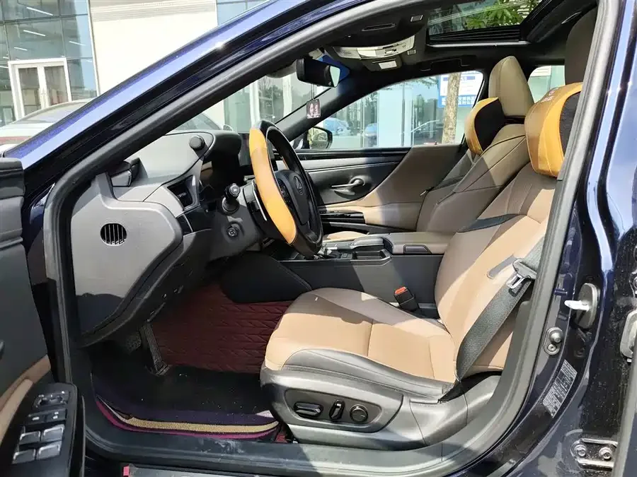 Lexus ES 2021 200 Excellence Edition 2022 — миниатюра 2