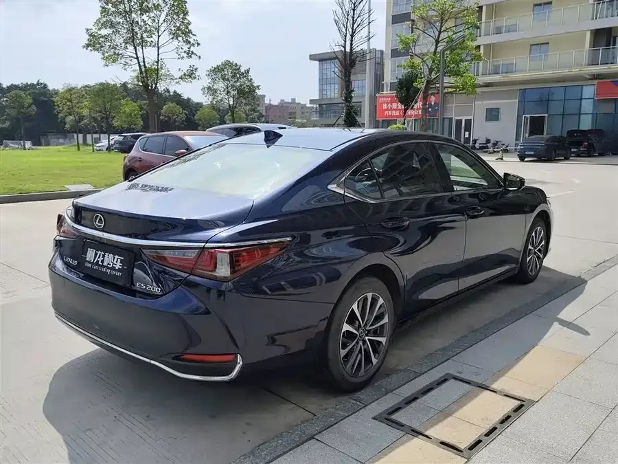 Lexus ES 2021 200 Excellence Edition 2022 — миниатюра 5