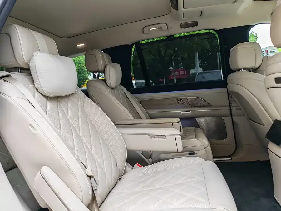 NIO ES8 NIO ES8 2026 Six-seat Executive Luxury Edition 2025 — миниатюра 4