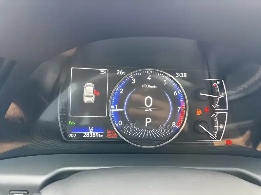 Lexus ES 2023 200 Excellence Edition 2023 — миниатюра 4