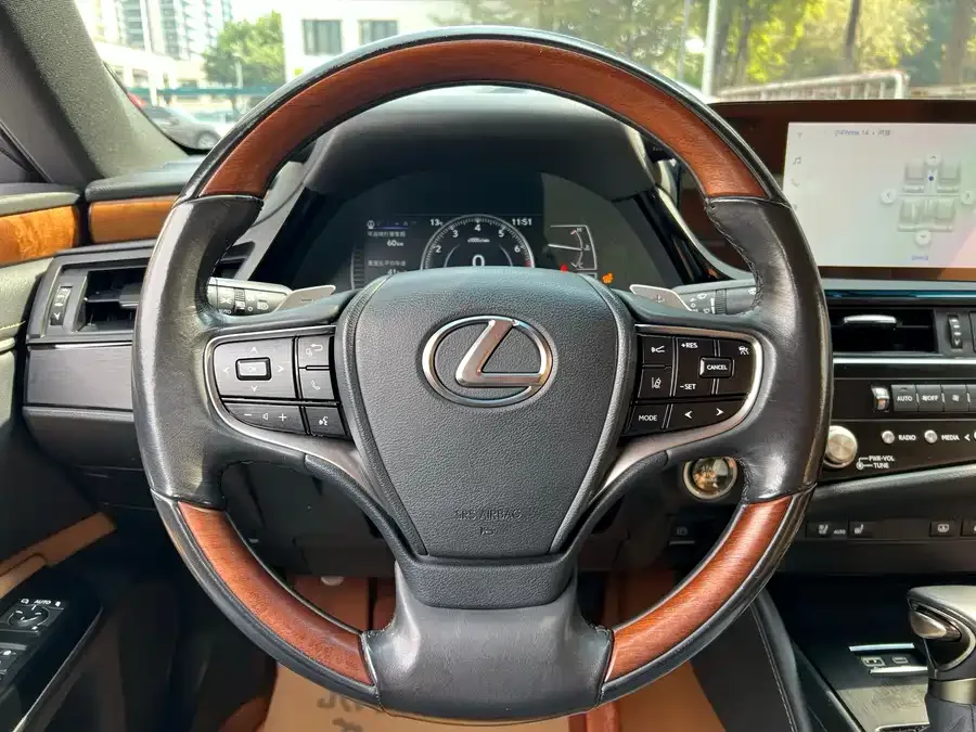Lexus ES 2022 200 Luxury Edition 2023 — миниатюра 2