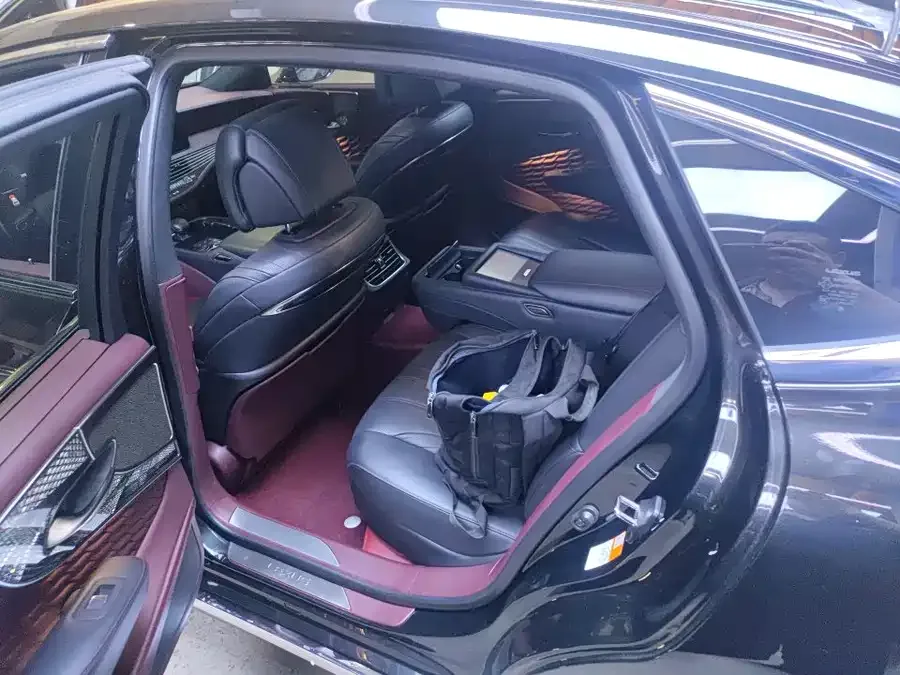 Lexus LS 2023 500h Executive Edition 2023 — миниатюра 4