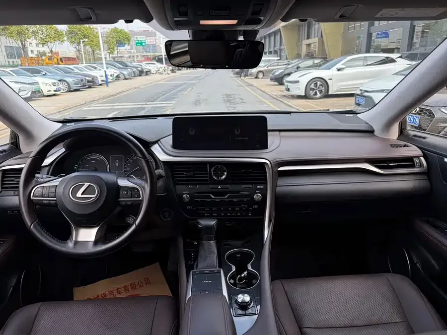 Lexus RX 2020 450hL four-wheel drive premium version with 7 seats 2022 — миниатюра 2