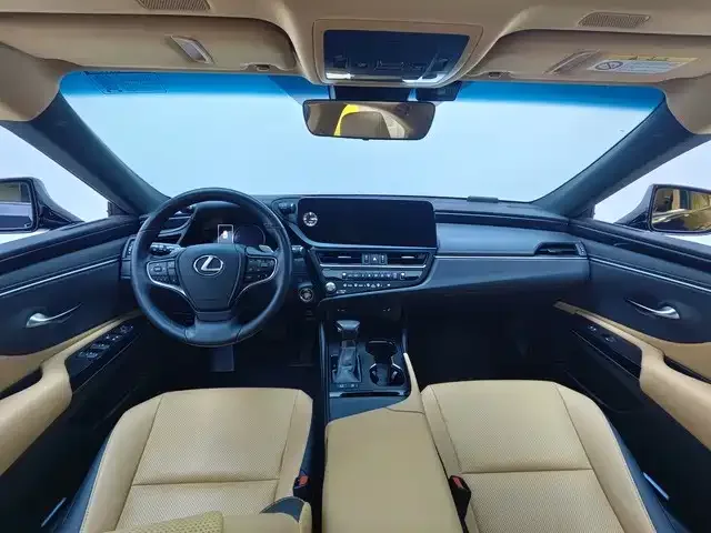 Lexus ES 2022 200 Excellence Edition 2023 — миниатюра 2