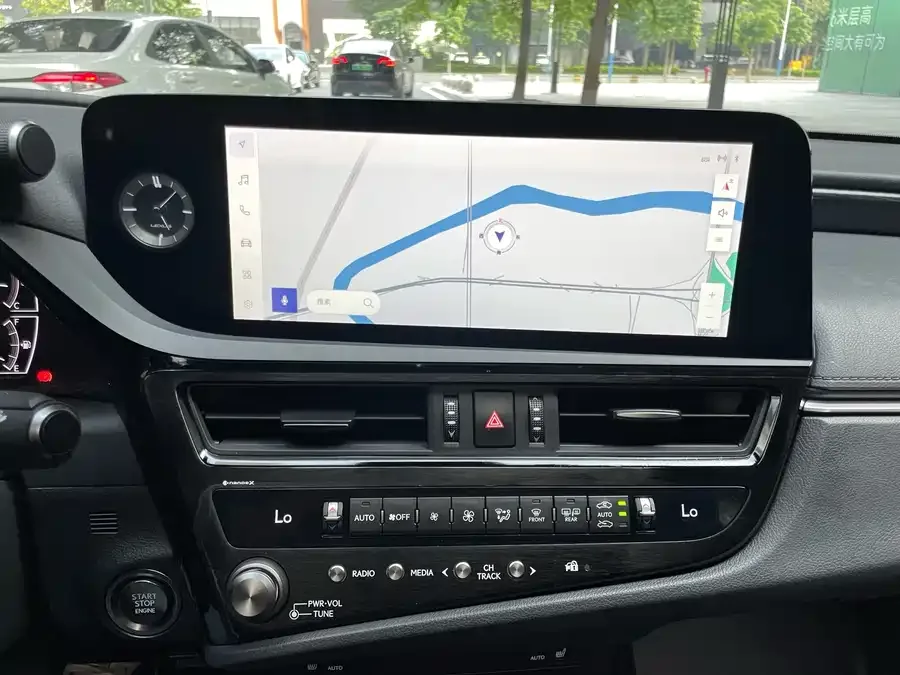 Lexus ES 2022 260 Excellence Edition 2022 — миниатюра 5