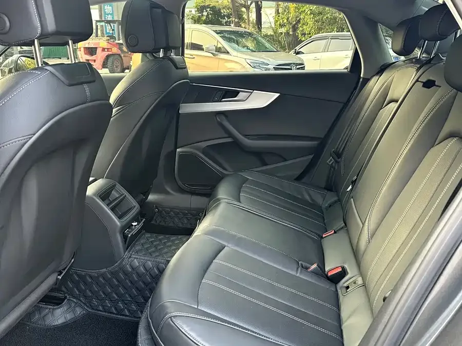 Audi a4 l 2023 40 TFSI Fashion Dynamic Edition 2023 — миниатюра 5