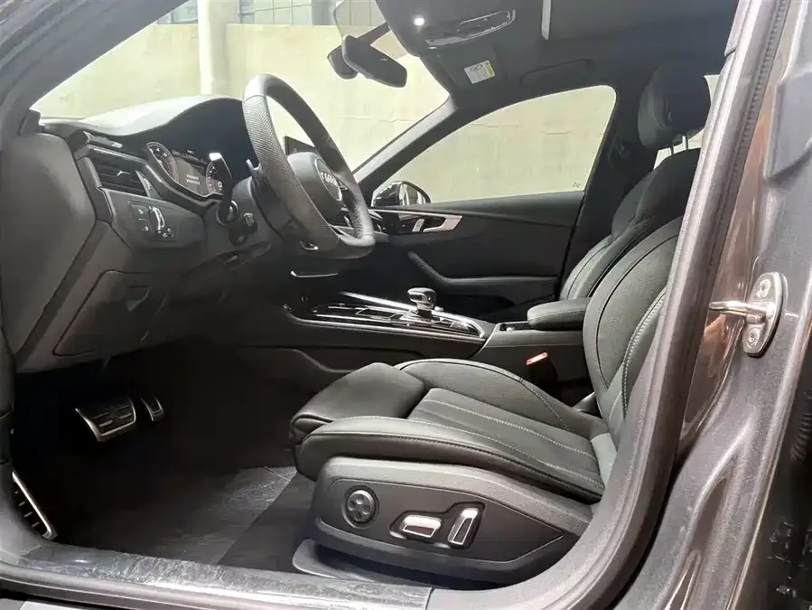 Audi a4 l 2024 40 TFSI luxury and dynamic model 2024 — миниатюра 3