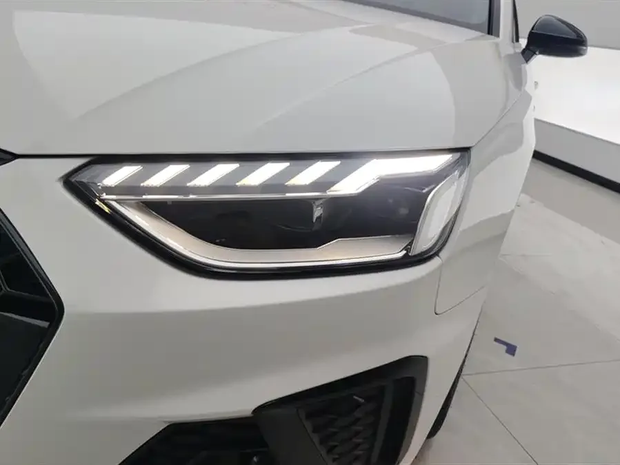 Audi a4 l 2023 40 TFSI luxury and dynamic model 2023 — миниатюра 5