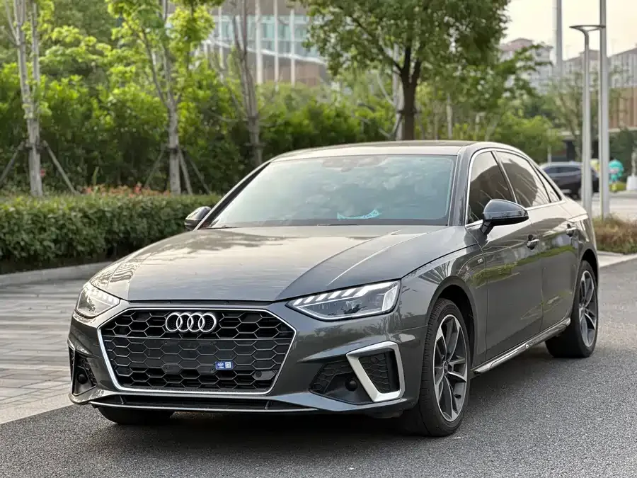 Audi a4 l 2023