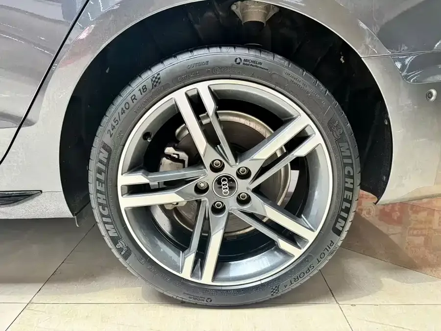 Audi a4 l 2022 40 TFSI luxury and dynamic model 2022 — миниатюра 4