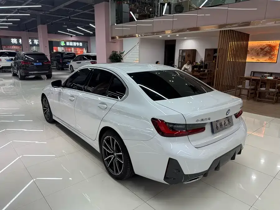 BMW 3 Series BMW 3 Series 2024 320i M Sports Package 2024 — миниатюра 3