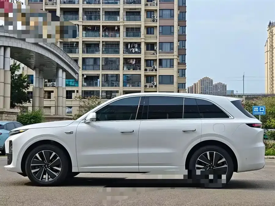 Li Xiang L6 Ideal L6 2025 Pro Smart Renewal Edition 2025 — миниатюра 3
