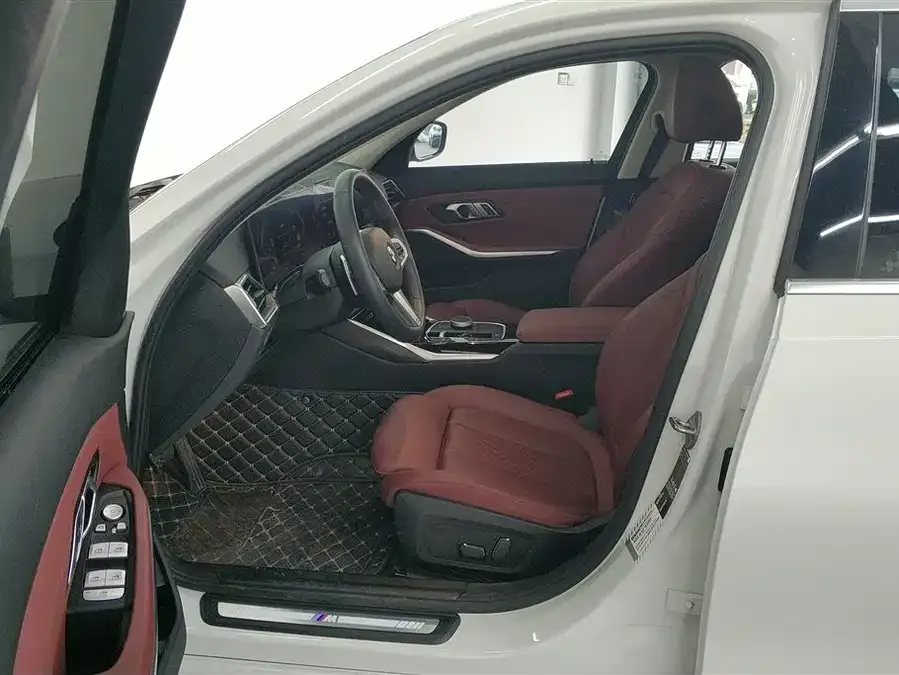 BMW 3 Series BMW 3 Series 2024 320Li M Sport Package 2024 — миниатюра 3