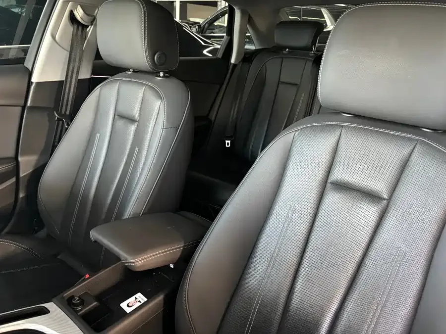 Audi a4 l 2022 40 TFSI Fashion Dynamic Edition 2022 — миниатюра 3