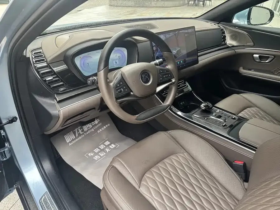 BYD Second-hand Han 2023 EV Champion Edition 605KM Front-wheel Drive Premium 2024 — миниатюра 4