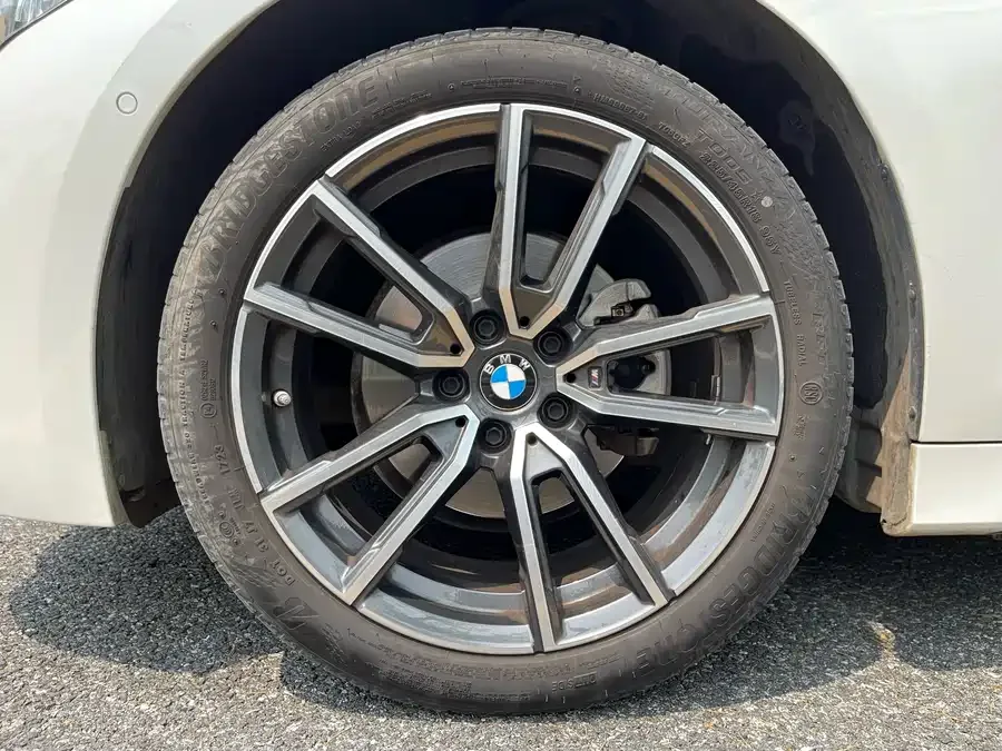 BMW 3 Series BMW 3 Series 2023 325Li M Sport Package 2023 — миниатюра 3
