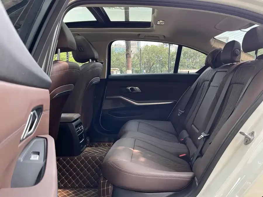 BMW 3 Series BMW 3 Series 2023 325Li M Sport Package 2023 — миниатюра 4