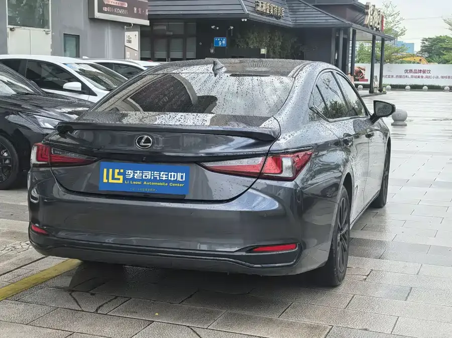 Lexus ES 2021 200 Excellence Edition 2022 — миниатюра 3