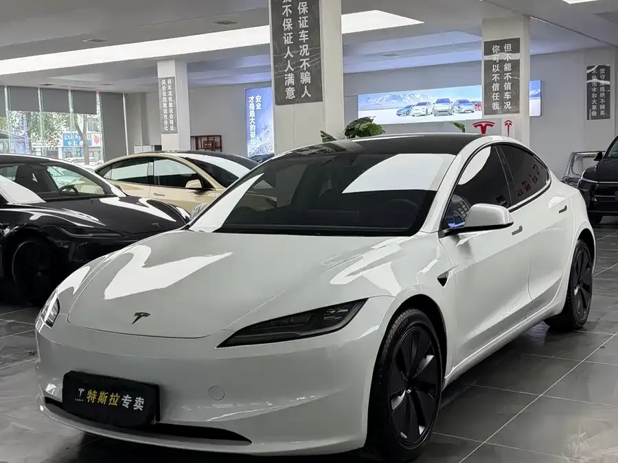 Tesla Model 3 2026