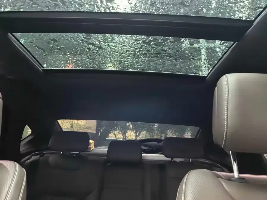 BYD Second-hand Han 2023 EV Champion Edition 605KM Front-wheel Drive Premium 2023 — миниатюра 4