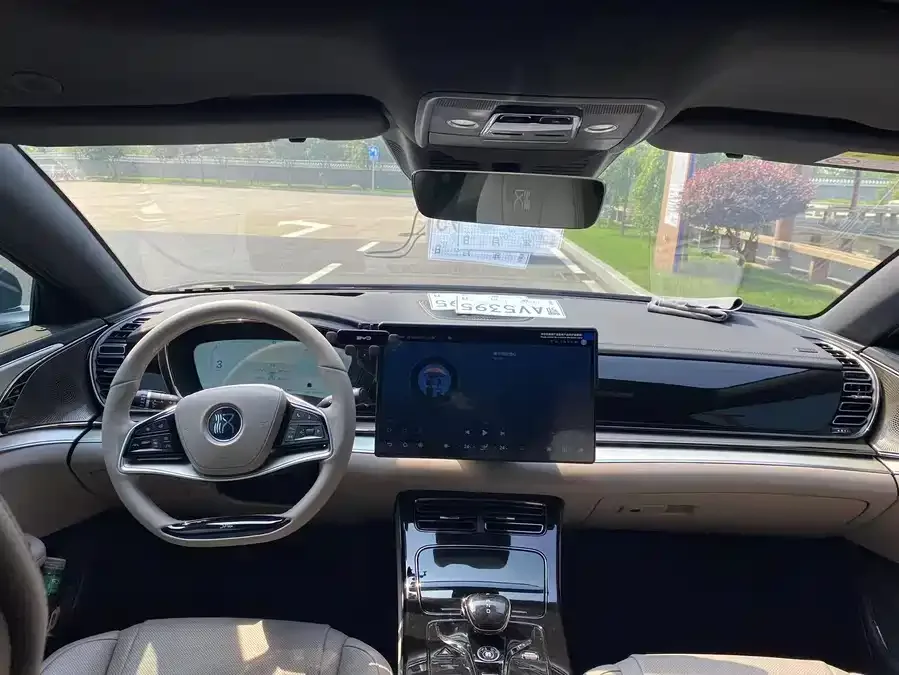 BYD Second-hand Han 2024 EV Honor Edition 605KM Front-wheel Drive Premium 2024 — миниатюра 5