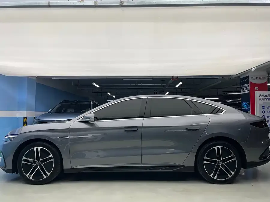 BYD Second-hand Han 2023 EV Champion Edition 605KM Front-wheel Drive Premium 2023 — миниатюра 2