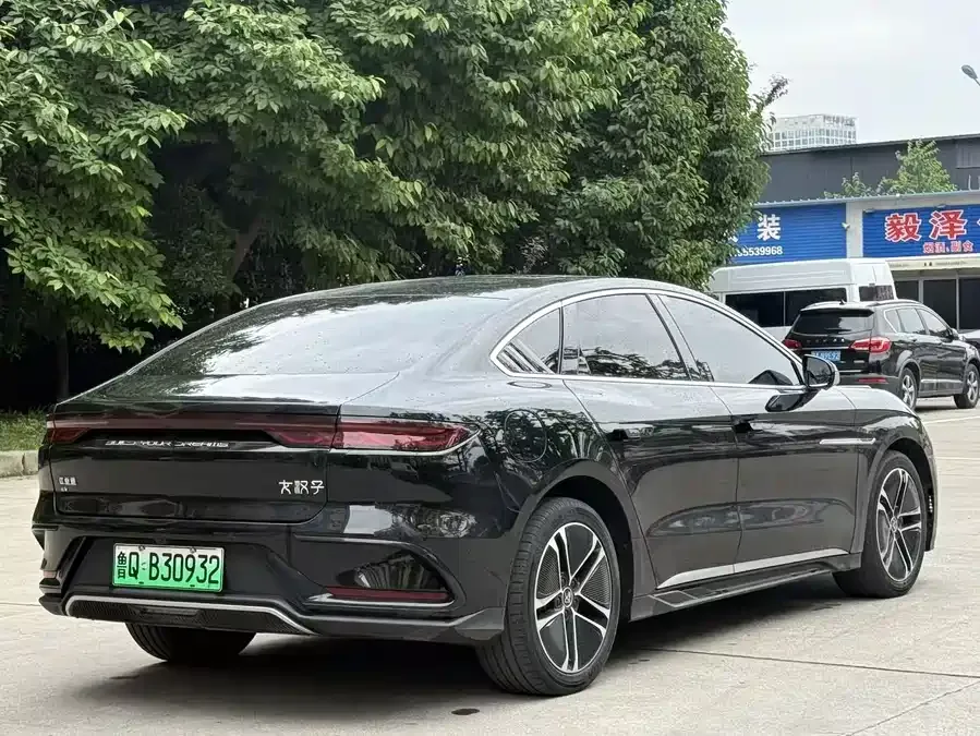 BYD Second-hand Han 2023 EV Champion Edition 605KM Front-wheel Drive Premium 2024 — миниатюра 3