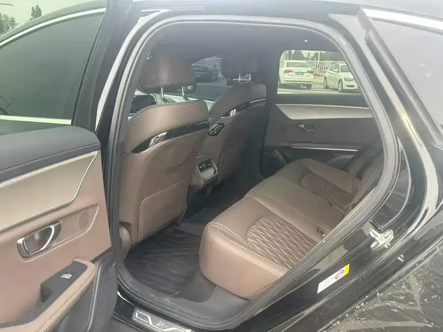 BYD Second-hand Han 2024 EV Honor Edition 605KM Front-wheel Drive Premium 2024 — миниатюра 2