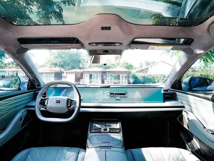 Geely Galaxy E8 Galaxy E8 2025 700km Long-distance Intelligent Driving Edition 2025 — миниатюра 3