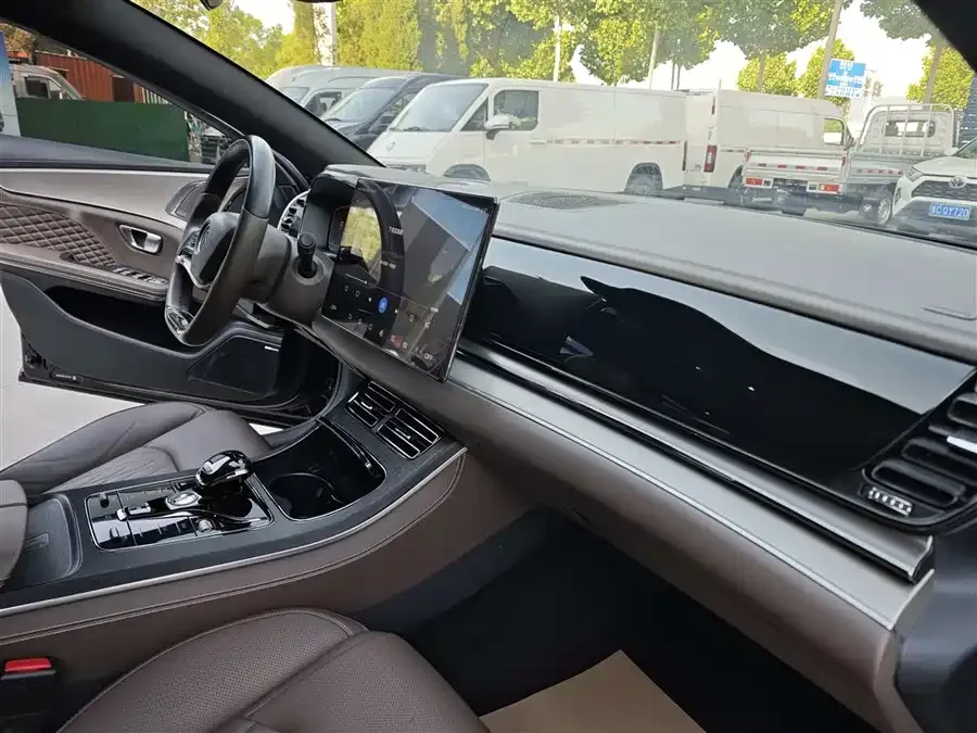 BYD Second-hand Han 2023 EV Champion Edition 605KM Front-wheel Drive Premium 2023 — миниатюра 4