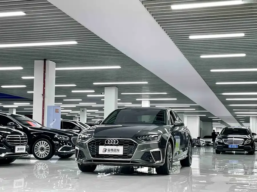 Audi a4 l 2024