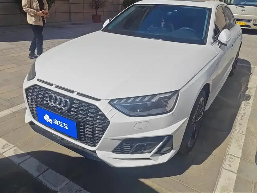 Audi a4 l 2023