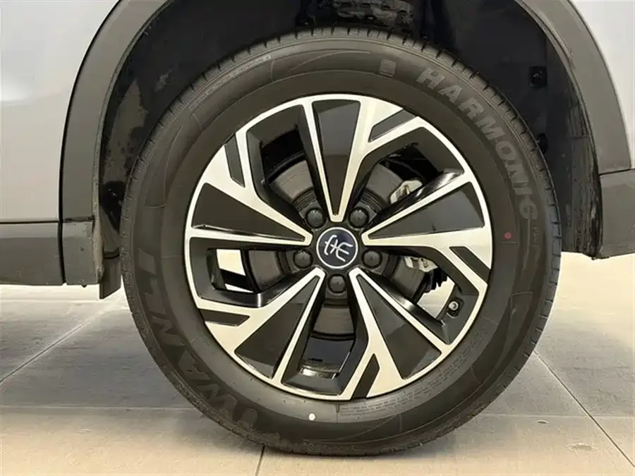 BYD Song Pro New Energy Song Pro New Energy 2025 Second Generation Intelligent Driving Edition DM-i 75KM Leading Edition 2025 — миниатюра 5