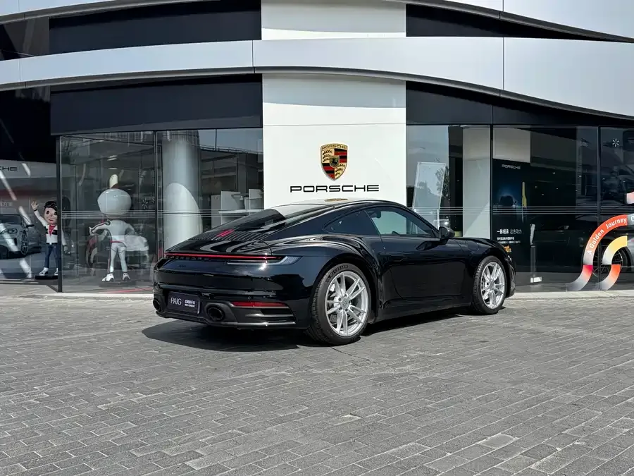 Porsche 911 2023 Carrera 3.0T 2023 — миниатюра 2