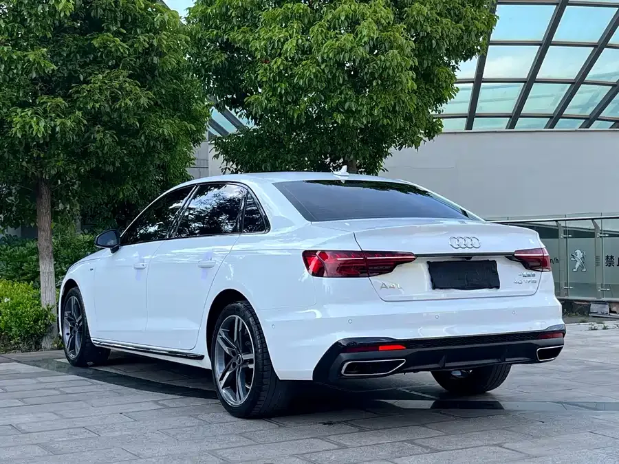 Audi a4 l 2022 40 TFSI luxury and dynamic model 2022 — миниатюра 3