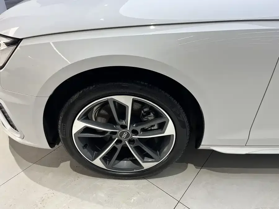Audi a4 l 2022 40 TFSI Fashion Dynamic Edition 2022 — миниатюра 4