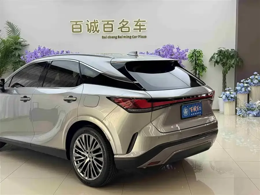 Lexus RX 2023 350h 4WD Pure Edition 2023 — миниатюра 3