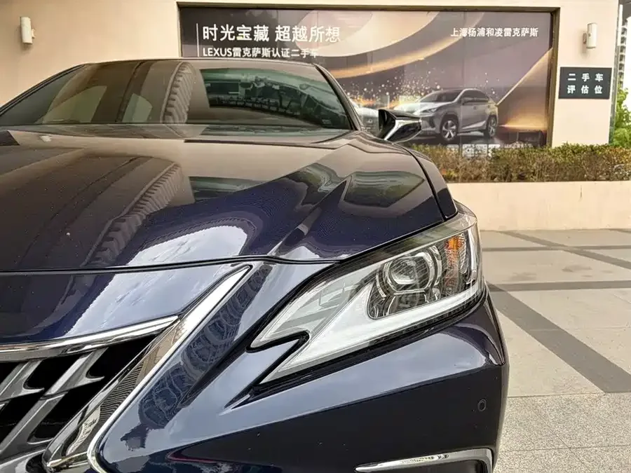 Lexus ES 2022 260 Excellence Edition 2022 — миниатюра 5