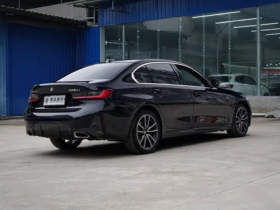 BMW 3 Series BMW 3 Series 2023 325Li M Sport Package 2023 — миниатюра 3