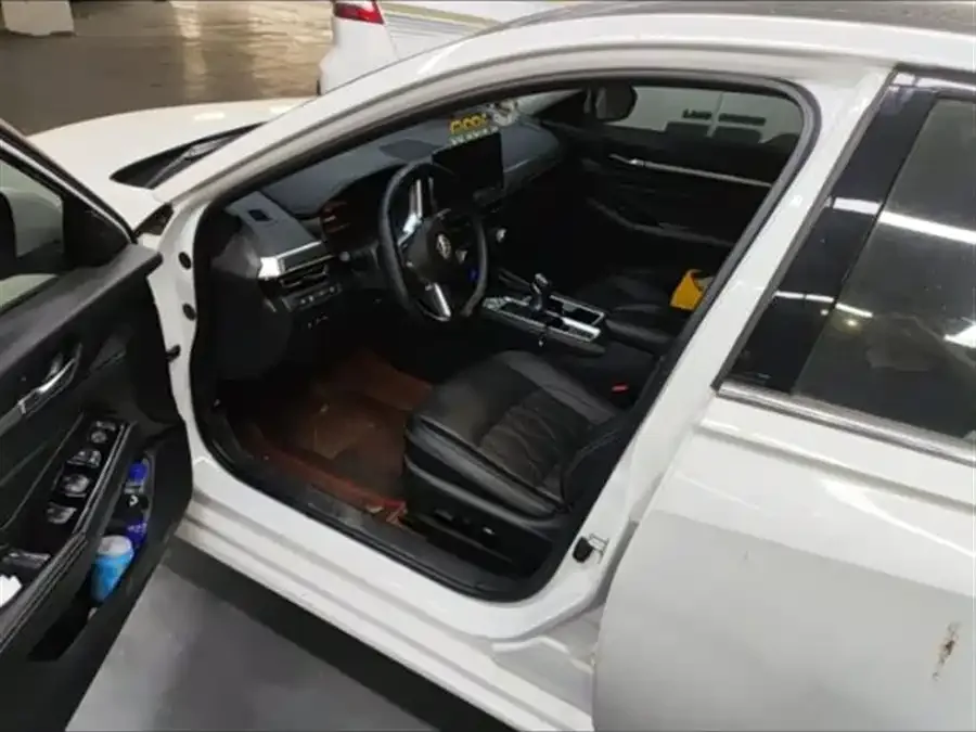 Nissan Altima Teana 2022 2.0L XL-Upr Premium Edition 2024 — миниатюра 4