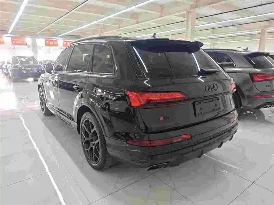 Audi Q7 2024 45 TFSI quattro S line Black Warrior 2024 — миниатюра 2