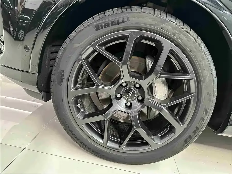 Audi Q7 2024 45 TFSI quattro S line Black Warrior 2024 — миниатюра 4