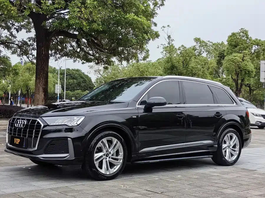 Audi Q7 2024