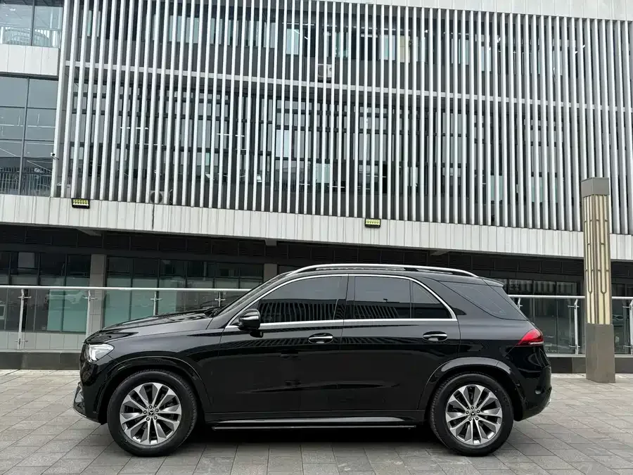 Mercedes-Benz GLE (Imported) Mercedes-Benz GLE (Imported) 2022 GLE 350 4MATIC Fashion Model 2022 — миниатюра 2