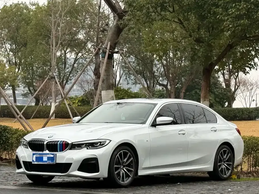BMW 3 Series 2022