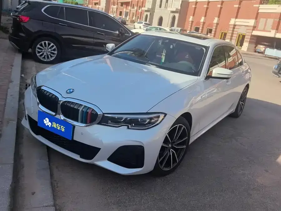 BMW 3 Series 2022