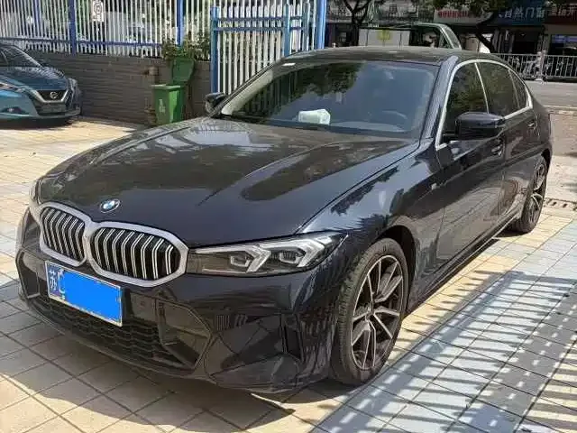 BMW 3 Series BMW 3 Series 2023 320Li M Sport Package 2023 — фото 1, купить с доставкой в Москву