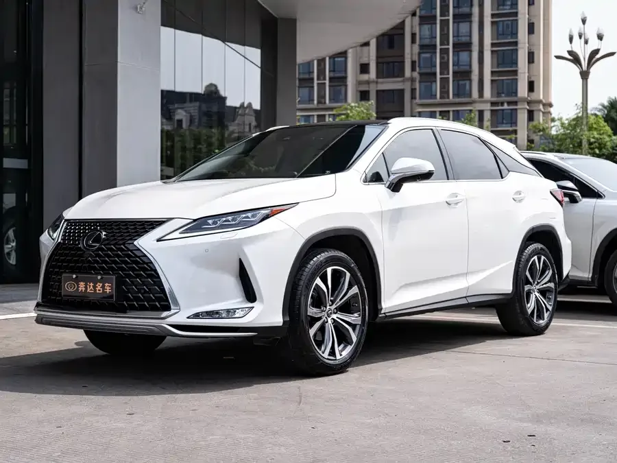 Lexus RX 2020 facelift 300 four-wheel drive elegant version 2022 — фото 1, купить с доставкой в Москву