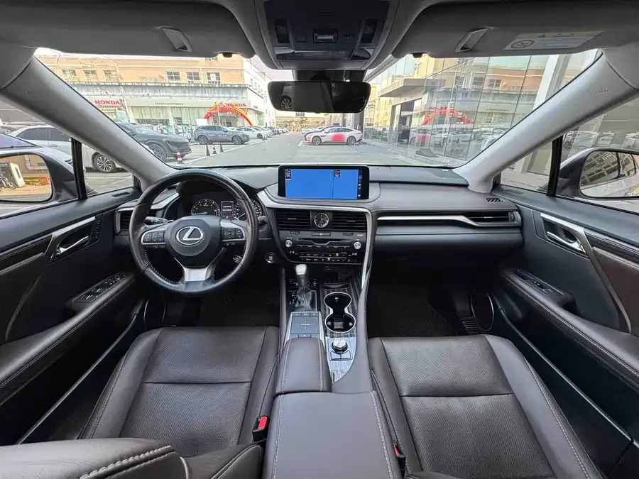 Lexus RX 2021 300 four-wheel drive special edition 2022 — миниатюра 5