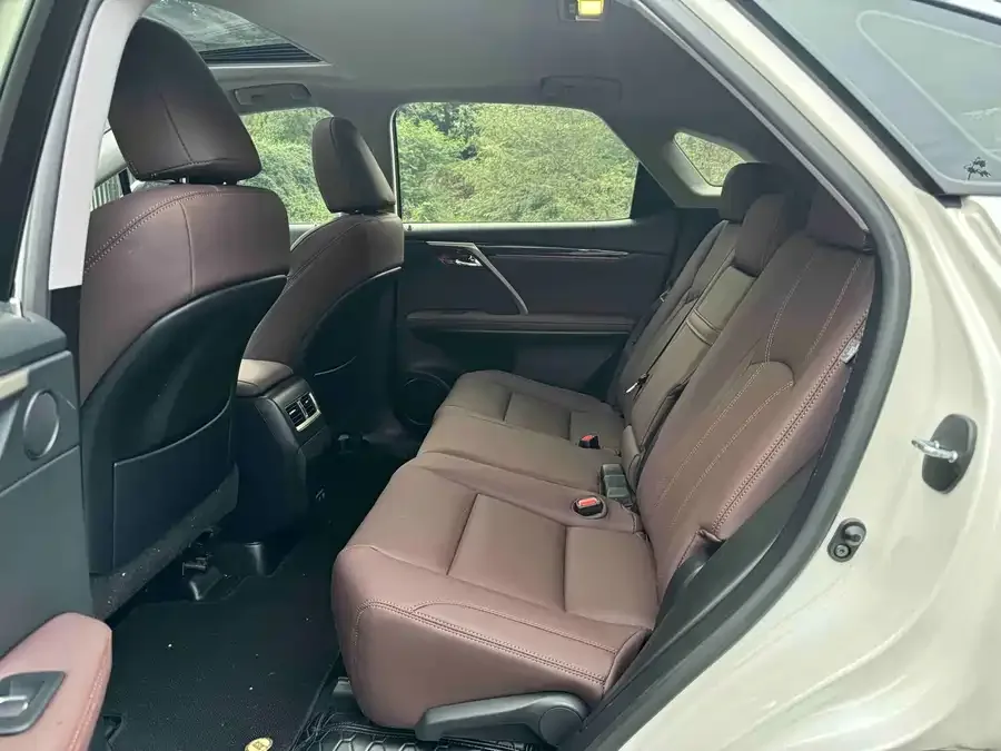 Lexus RX 2020 facelift 300 two-wheel drive elite version 2022 — миниатюра 2